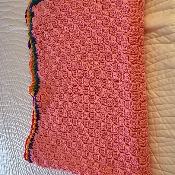 Hand Knitted Baby Blanket. - Picture 5 of 5